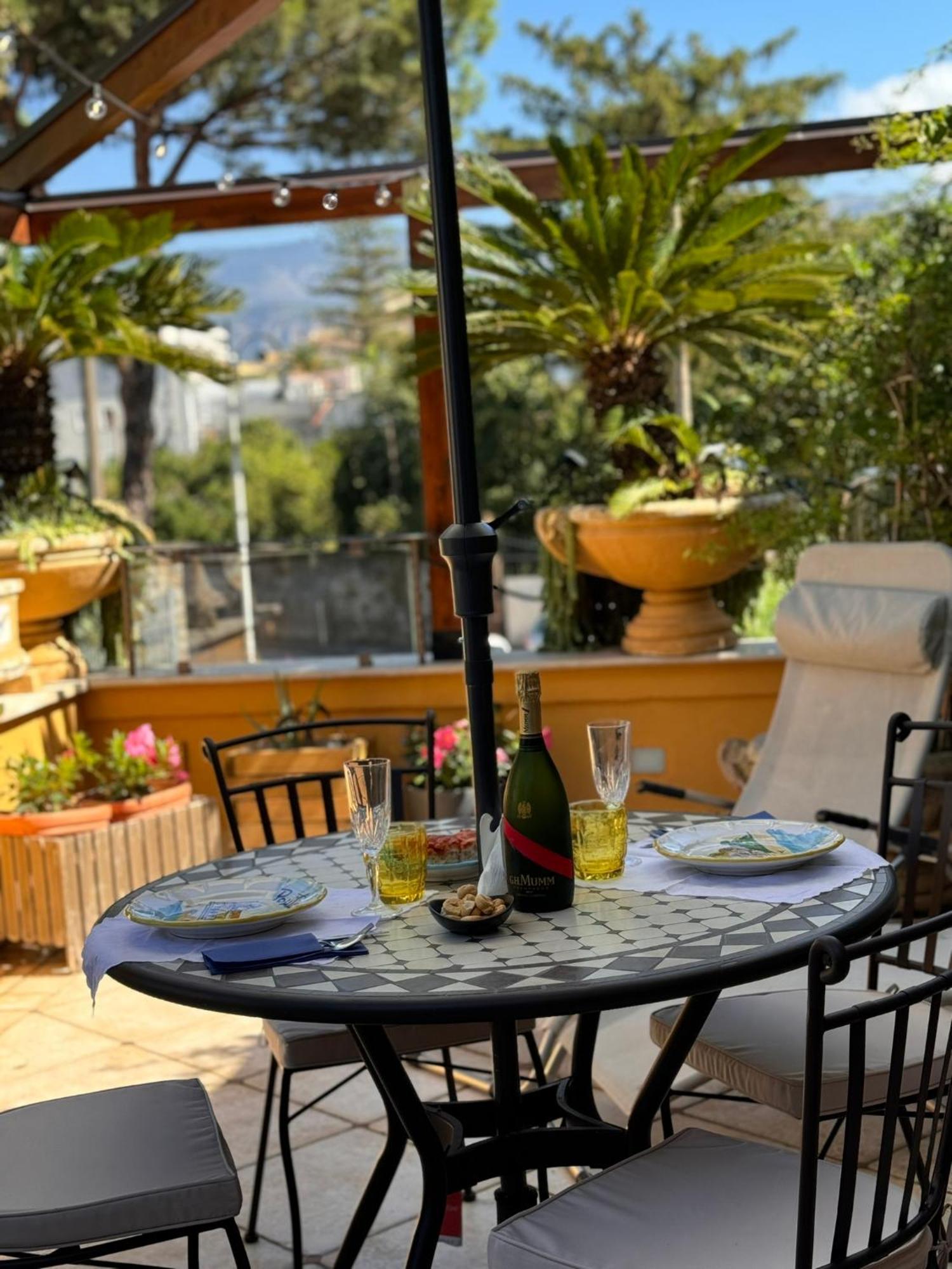 Bed and Breakfast Relais Sorrento Terrace And Relax Exterior foto
